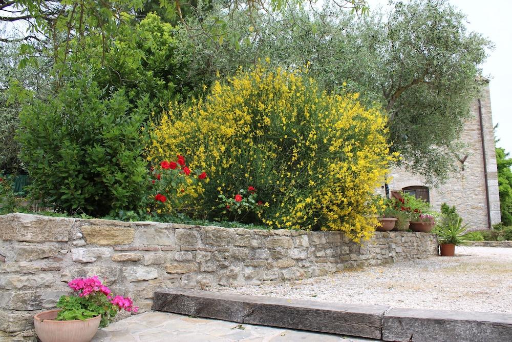 Agriturismo Sant'Agata Piana Degli Albanesi Exteriér fotografie