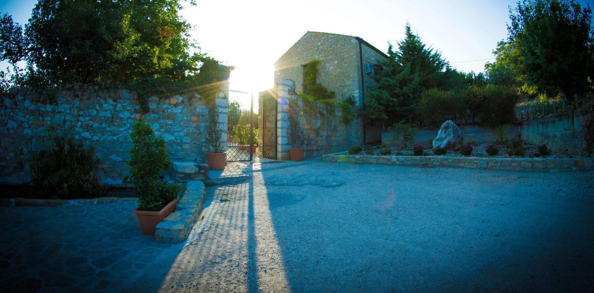 Agriturismo Sant'Agata Piana Degli Albanesi Exteriér fotografie