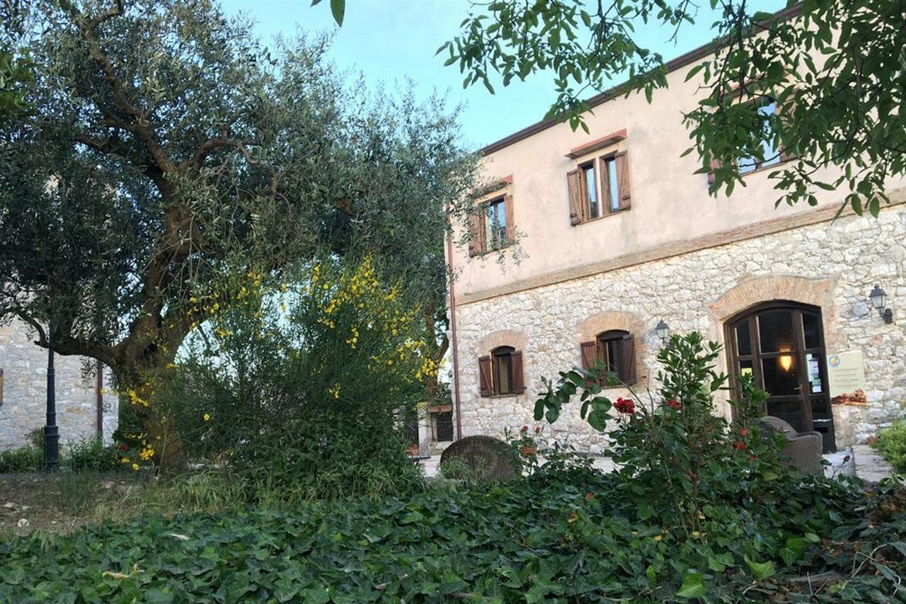 Agriturismo Sant'Agata Piana Degli Albanesi Exteriér fotografie